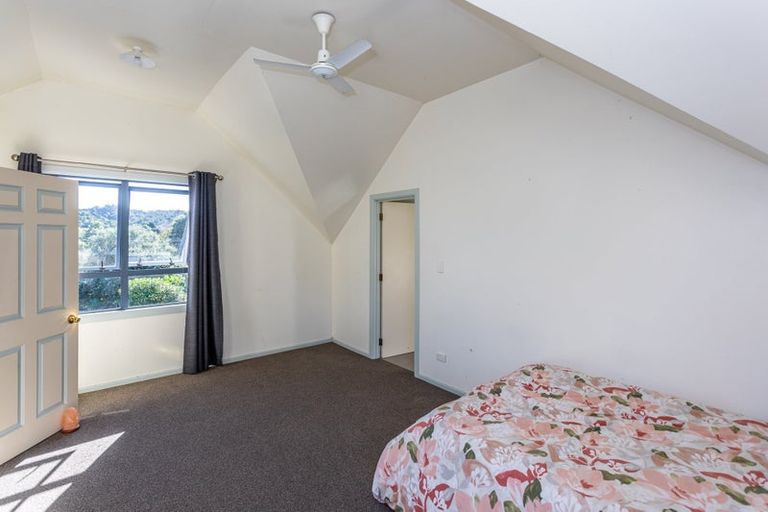 Photo of property in 27 Taurua Place, Coromandel, 3506