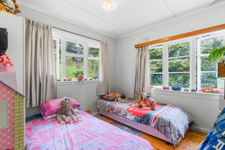 Photo of property in 43b Hook Road, Paparoa, 0571