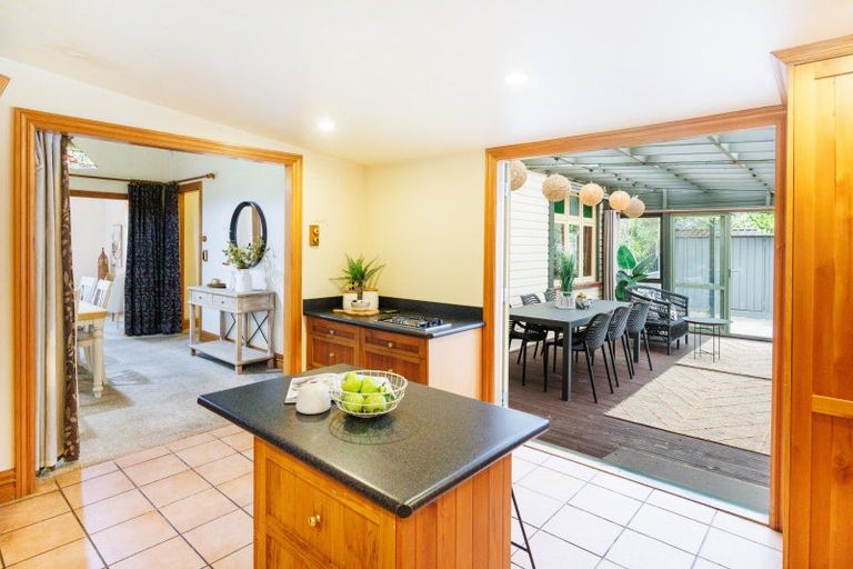 Photo of property in 4 Regent Street, Palmerston North, 4414