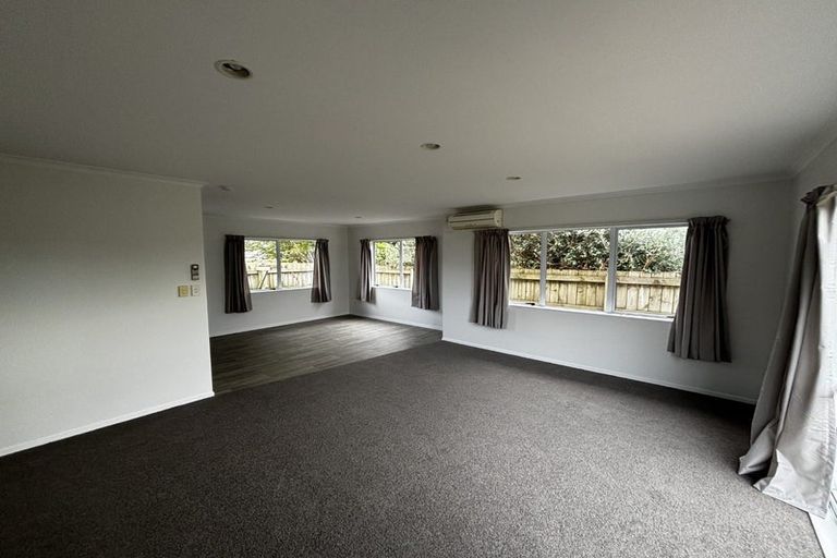 Photo of property in 369 Waihi Road, Normanby, Hawera, 4614