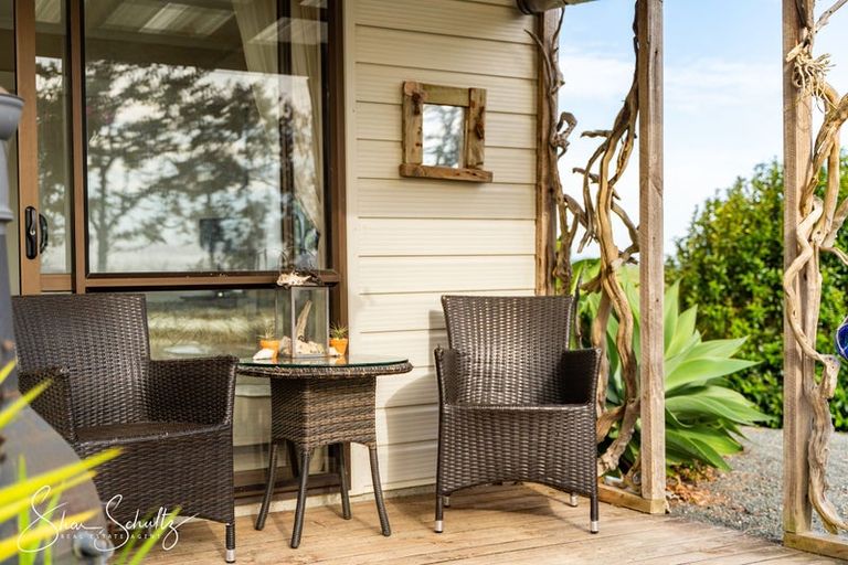 Photo of property in 800 Bickerstaffe Road, Maungaturoto, 0587