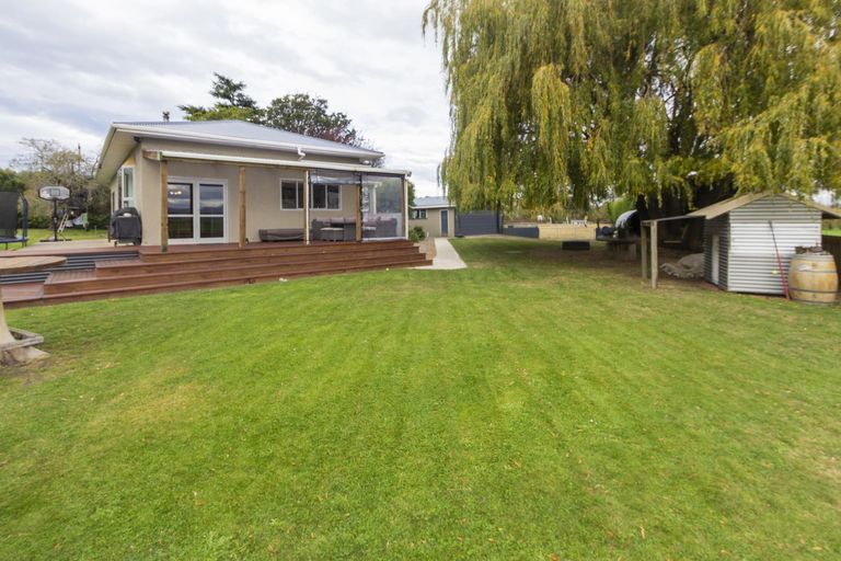 Photo of property in 16 Round Hill Road, Reidston, Oamaru, 9492