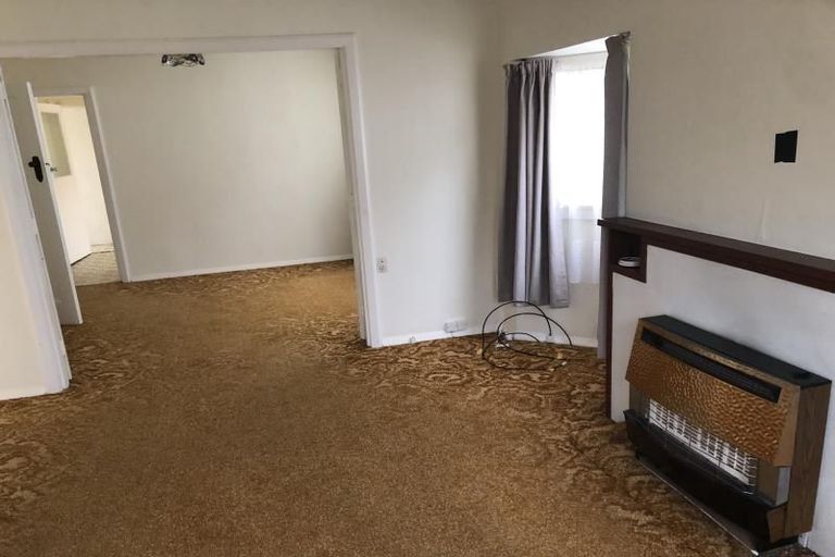 Photo of property in 3 Junction Street, Fairfield, Lower Hutt, 5011