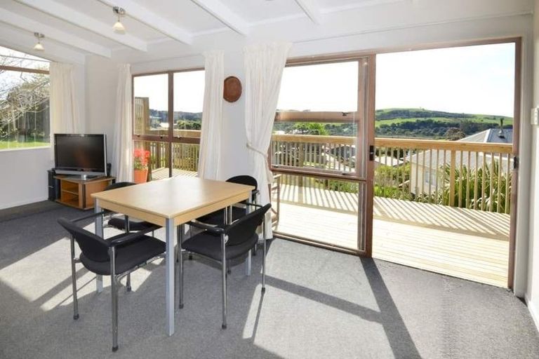 Photo of property in 15 Everard Avenue, Army Bay, Whangaparaoa, 0930