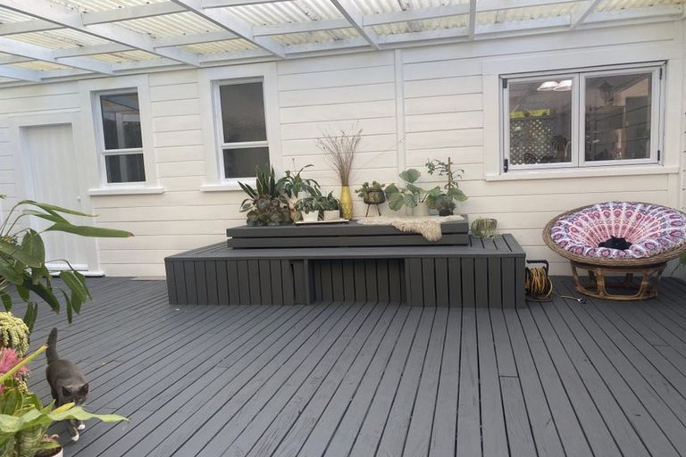 Photo of property in 160a Frankley Road, Frankleigh Park, New Plymouth, 4310