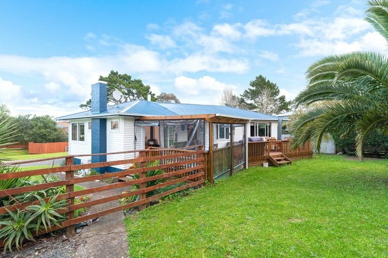 Photo of property in 11 Jellicoe Avenue, Tuakau, 2121