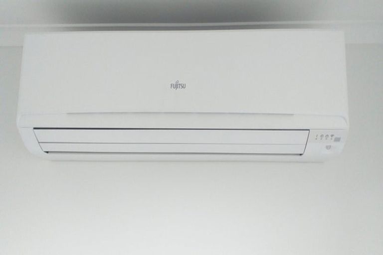 Photo of property in 20 Tauranga Place, Orewa, 0931