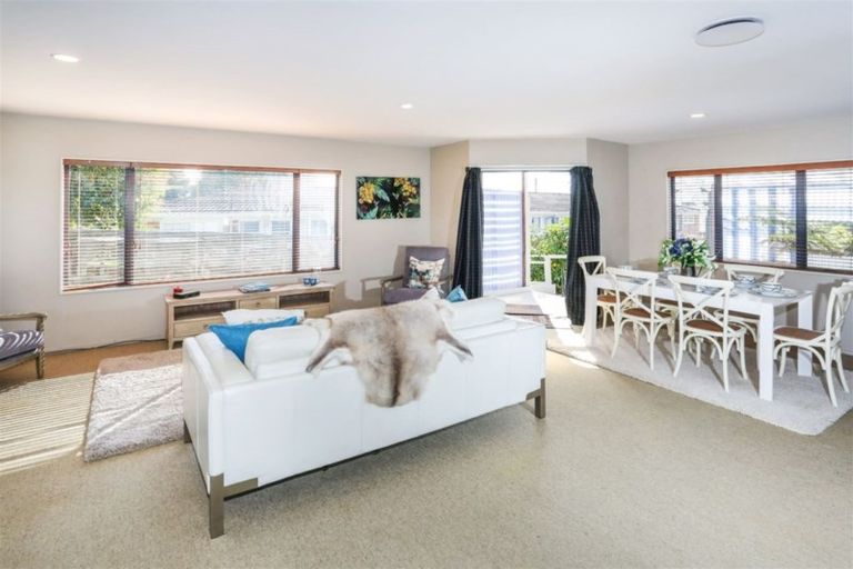 Photo of property in 1/11 Harrington Avenue, Pukekohe, 2120