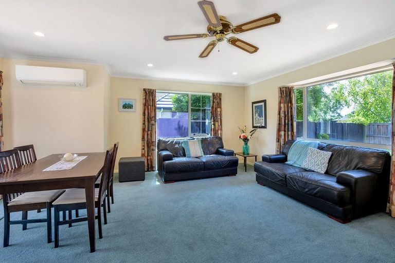 Photo of property in 16 Durrell Way, Rolleston, 7614