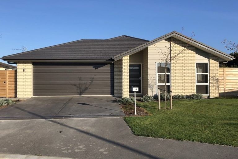 Photo of property in 14 Catchpole Place, Woodend, 7610