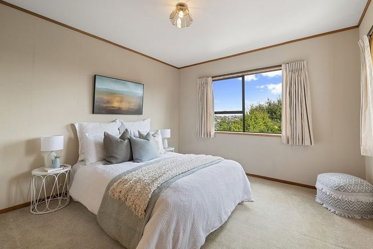 Photo of property in 85 Kennedy Avenue, Forrest Hill, Auckland, 0620