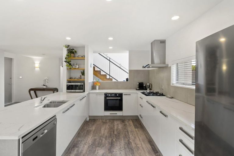 Photo of property in 172a Pooks Road, Swanson, Auckland, 0612