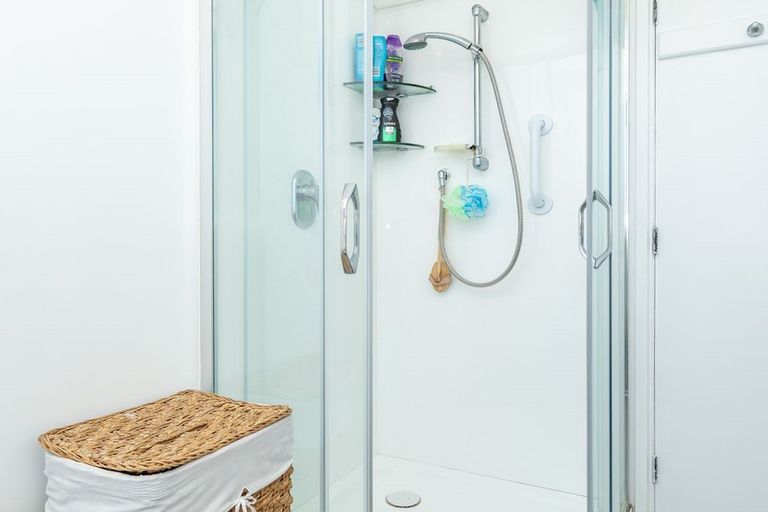 Photo of property in 99a Easther Crescent, Kew, Dunedin, 9012