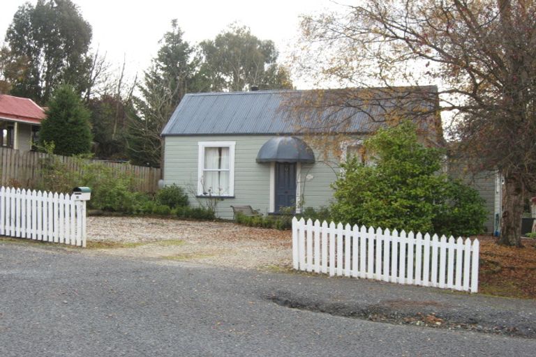 Photo of property in 15 Lismore Street, Lawrence, 9532