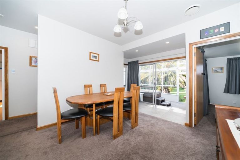 Photo of property in 22 East Street, Terrace End, Palmerston North, 4410