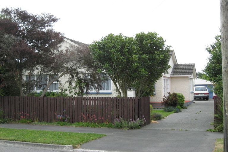 Photo of property in 19 Dunster Street, Burnside, Christchurch, 8053