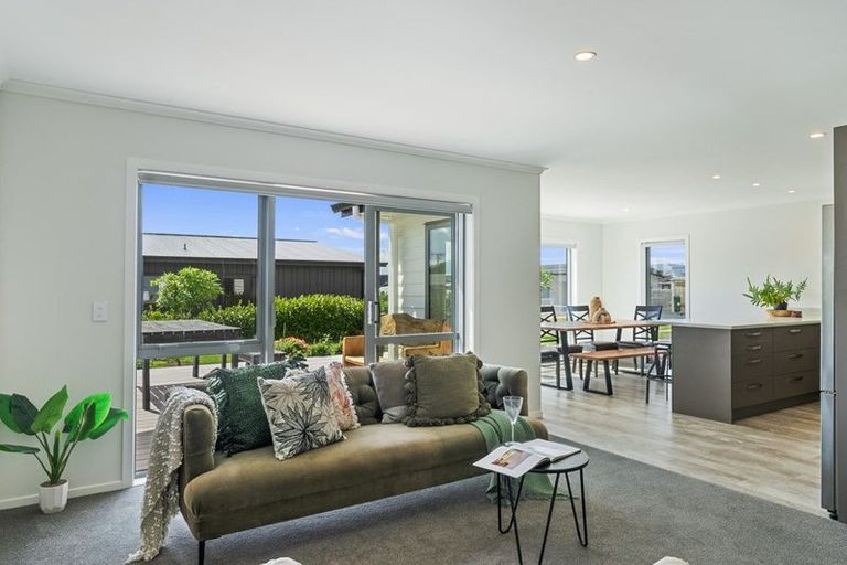 Photo of property in 55 Seagrass Place, Otaki Beach, Otaki, 5512