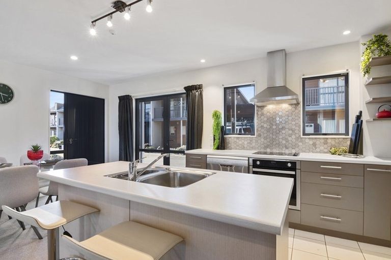 Photo of property in 10 Rochdale Way, Stoke, Nelson, 7011