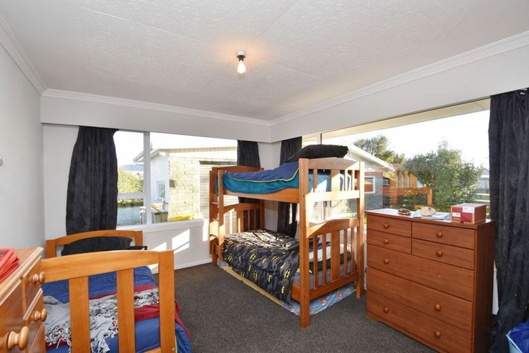 Photo of property in 130 Derwent Crescent, Glengarry, Invercargill, 9810