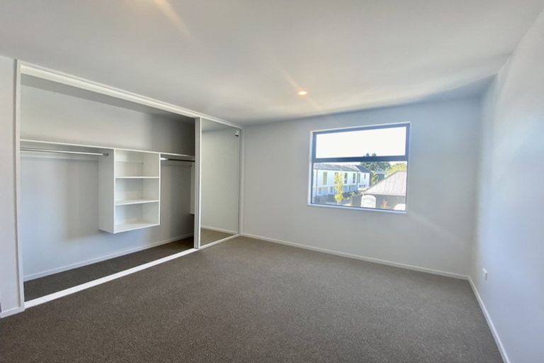 Photo of property in 4/16 New Brighton Road, Shirley, Christchurch, 8061