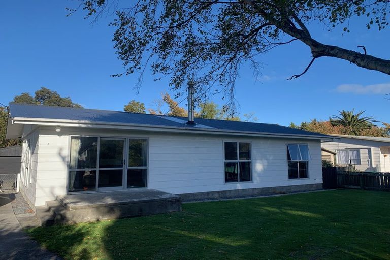 Photo of property in 35 Waite Street, Featherston, 5710