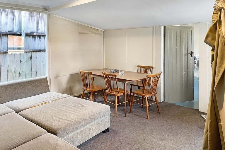 Photo of property in 289 The Terrace, Te Aro, Wellington, 6011