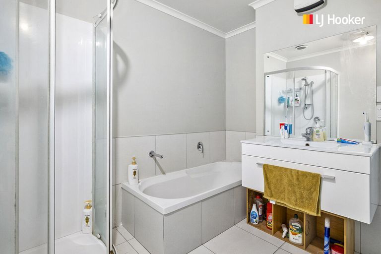 Photo of property in 34 Sutherland Street, Dunedin Central, Dunedin, 9016