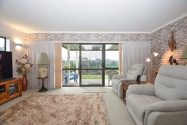 Photo of property in Villa Estate, 27/55 Armstrong Avenue, Carterton, 5713