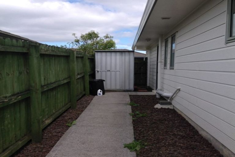 Photo of property in 14 Ifield Court, Burswood, Auckland, 2013