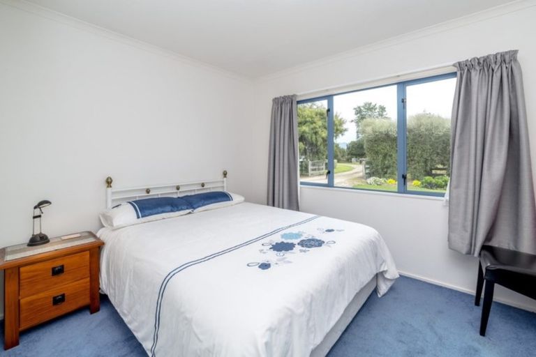 Photo of property in 8 Willow Park Drive, Opaki, Masterton, 5871