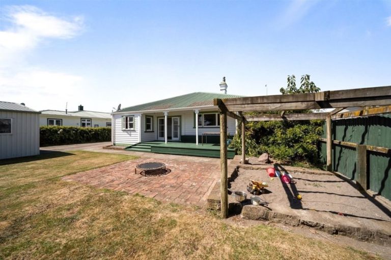 Photo of property in 13 Morrissey Street, Hawera, 4610