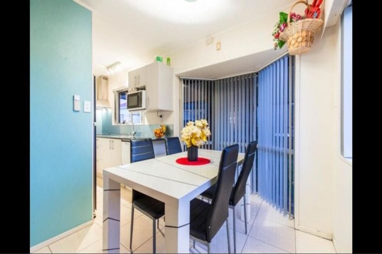 Photo of property in 3/14 Sturdee Road, Manurewa, Auckland, 2102