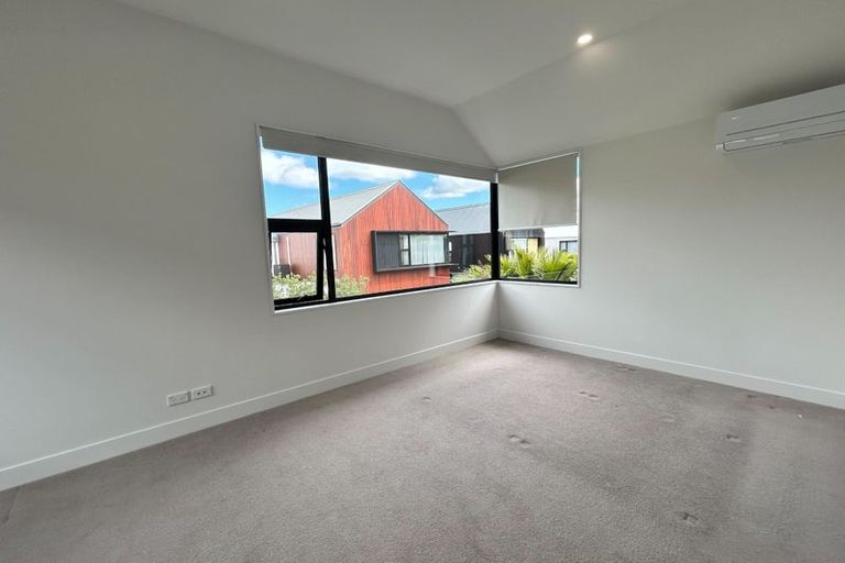 Photo of property in 8 Nevill Road, Hobsonville, Auckland, 0616
