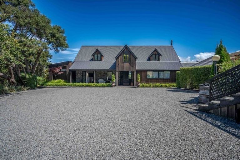 Photo of property in 6890 Christchurch Akaroa Road, Takamatua, 7581