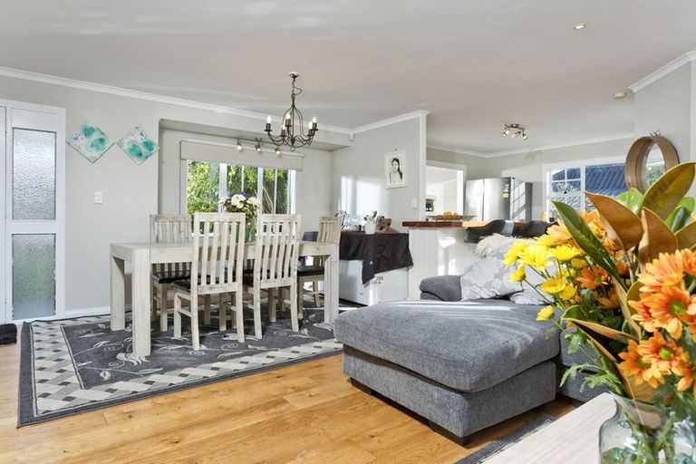 Photo of property in 59 Barbados Drive, Unsworth Heights, Auckland, 0632