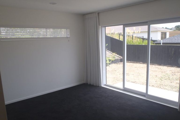 Photo of property in 21 Eastview Crescent, Stanmore Bay, Whangaparaoa, 0932