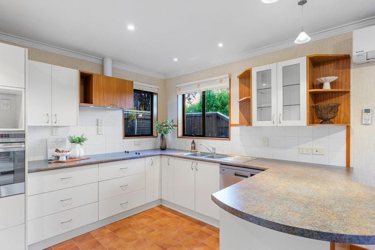 Photo of property in 11b Winters Road, Redwood, Christchurch, 8051