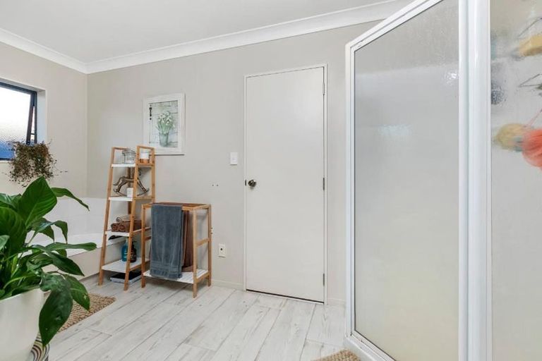 Photo of property in 51 Olympus Grove, Papamoa Beach, Papamoa, 3118