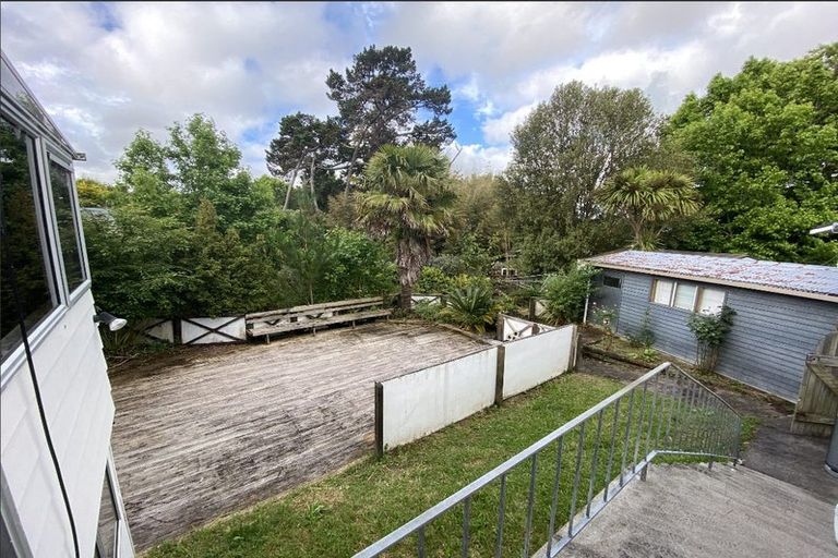 Photo of property in 73 Hartley Terrace, Massey, Auckland, 0614