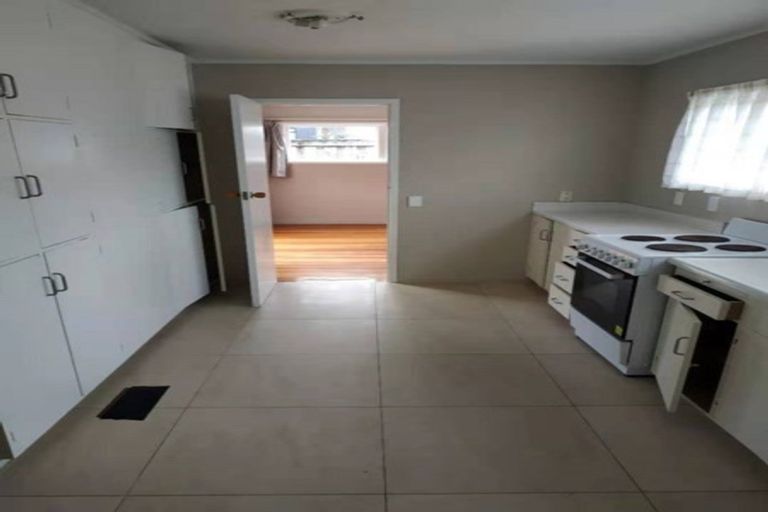 Photo of property in 69 Ngataringa Road, Devonport, Auckland, 0624