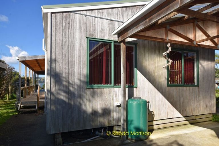 Photo of property in 19 Ngatoto Road, Tinopai, Matakohe, 0593