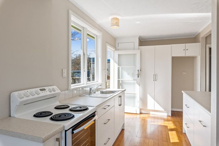 Photo of property in 30 Anaru Street, Raumati Beach, Paraparaumu, 5032