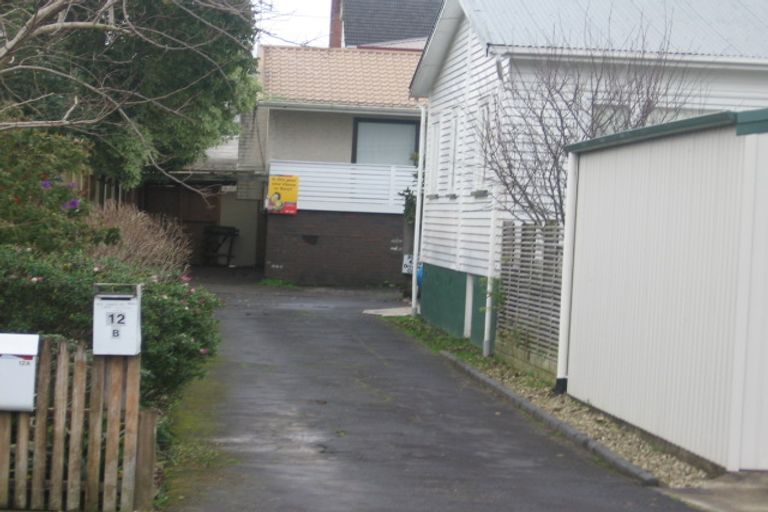 Photo of property in 2/12 Menary Street, Papakura, 2110