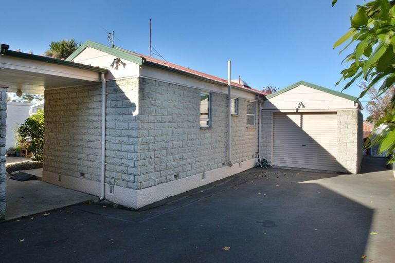 Photo of property in 11b Allandale Road, Saint Clair, Dunedin, 9012