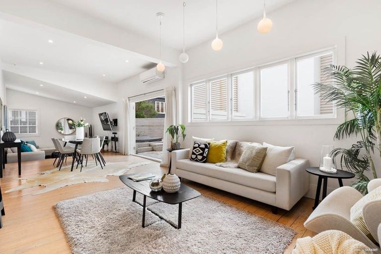 Photo of property in 45 View Road, Mount Eden, Auckland, 1024