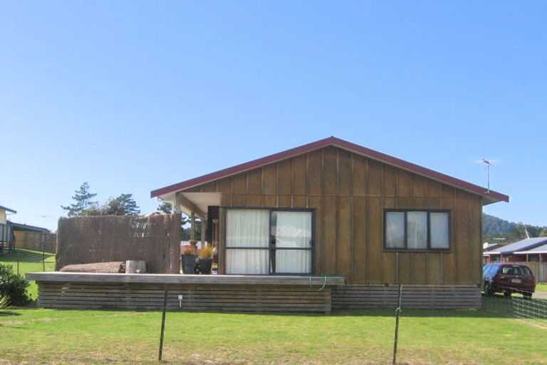 Photo of property in 114 Castle View Road, Matarangi, Whitianga, 3592