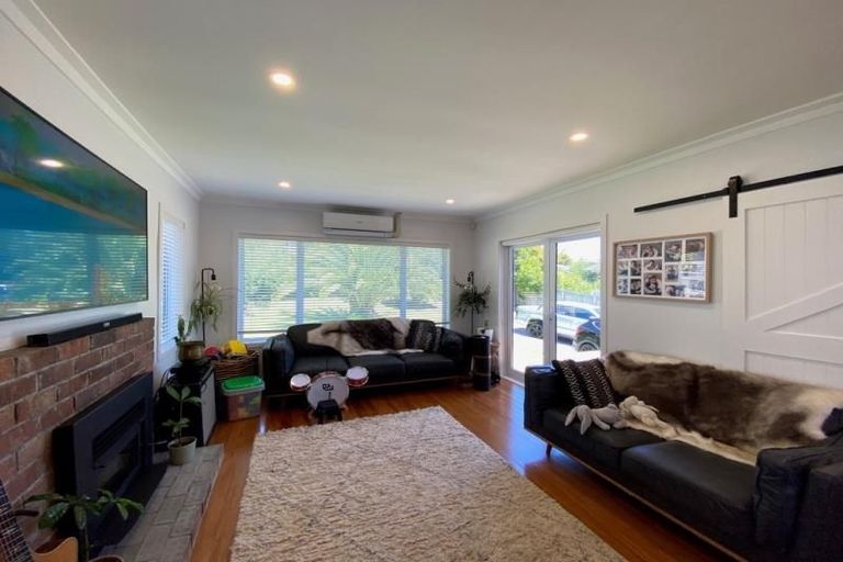 Photo of property in 68 Sylvan Crescent, Te Atatu South, Auckland, 0610