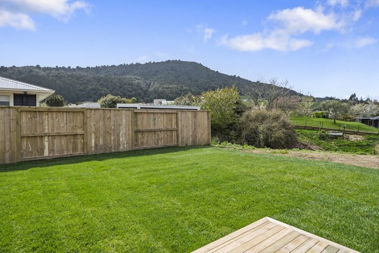 Photo of property in 15 Lloyd Crescent, Pukehangi, Rotorua, 3015