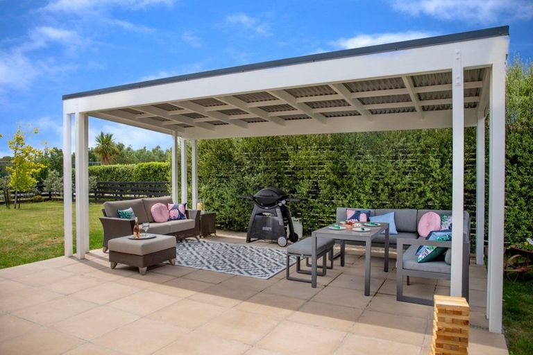 Photo of property in 10 Maple Lane, Martinborough, 5711