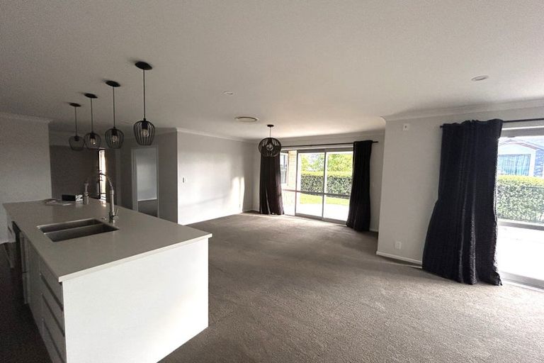 Photo of property in 12 Longbow Terrace, Flagstaff, Hamilton, 3210